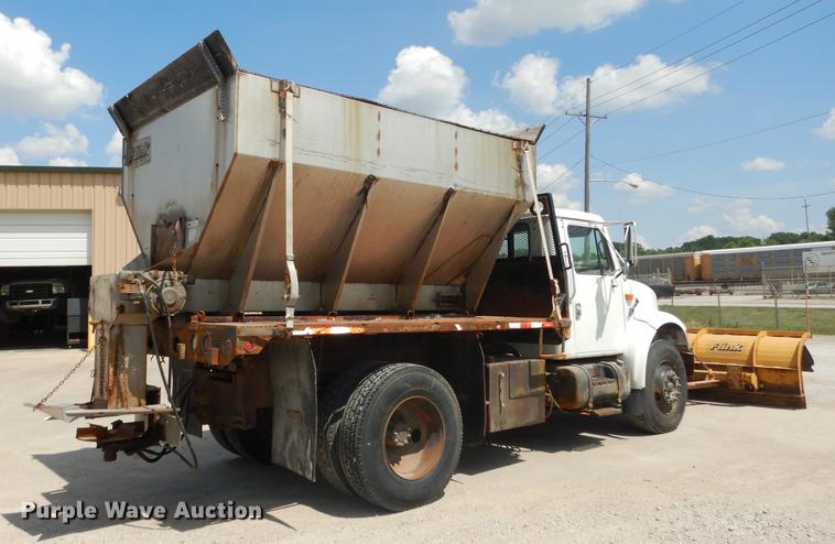 image for item DB8479 1996 International 4900 dump truck