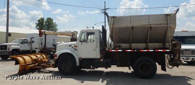 image for item DB8479 1996 International 4900 dump truck