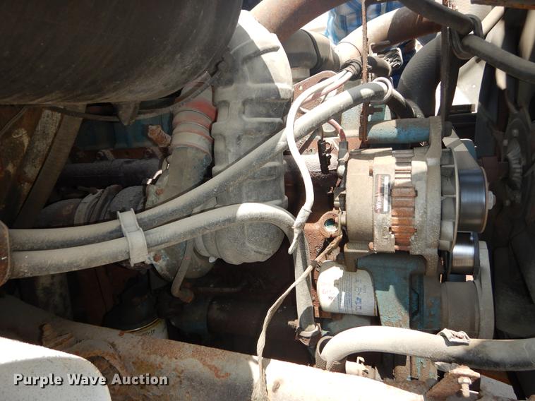 image for item DB8479 1996 International 4900 dump truck