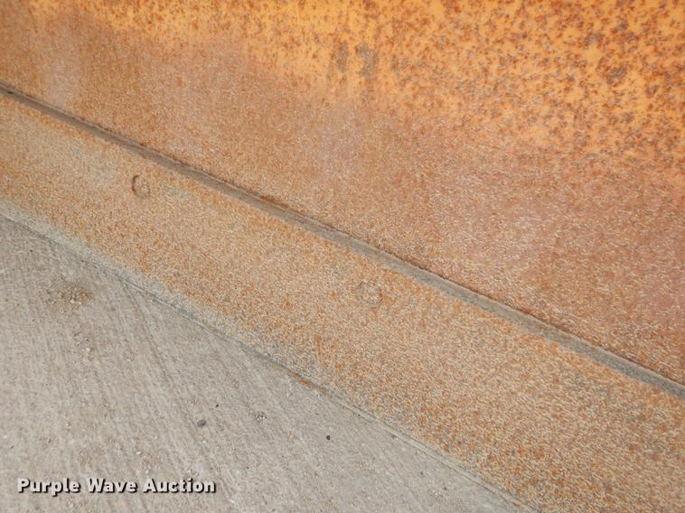 image for item DB8479 1996 International 4900 dump truck