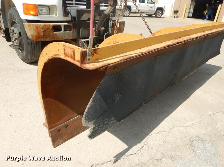 image for item DB8479 1996 International 4900 dump truck