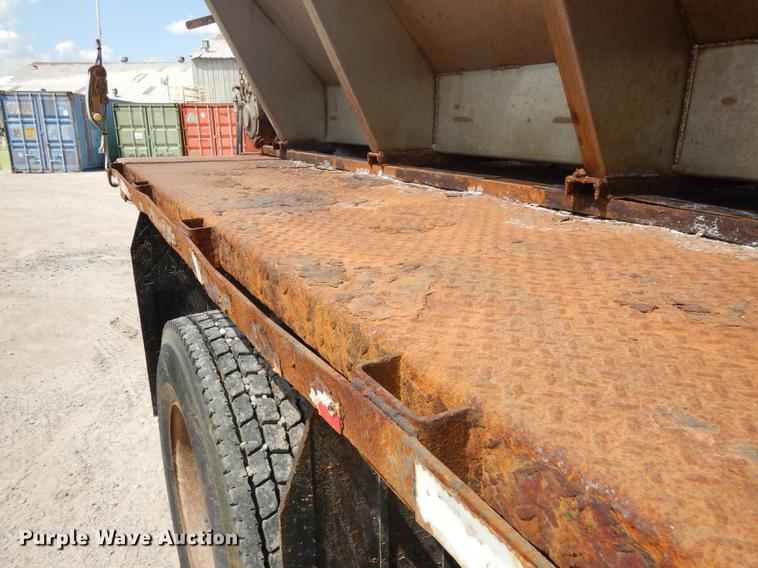 image for item DB8479 1996 International 4900 dump truck