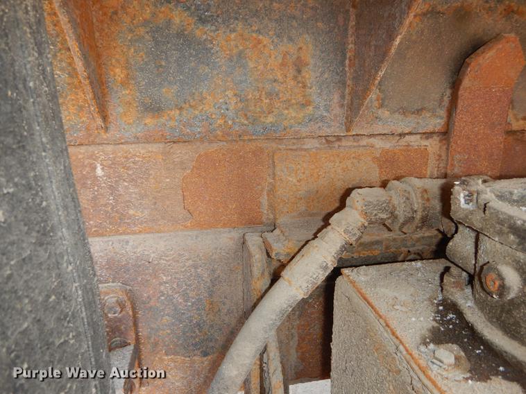 image for item DB8479 1996 International 4900 dump truck