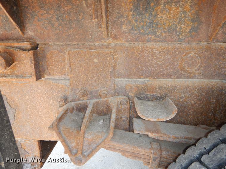 image for item DB8479 1996 International 4900 dump truck