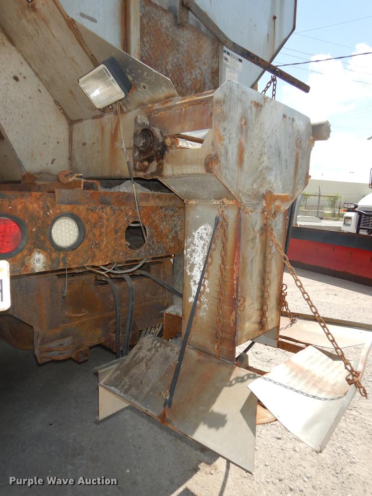 image for item DB8479 1996 International 4900 dump truck