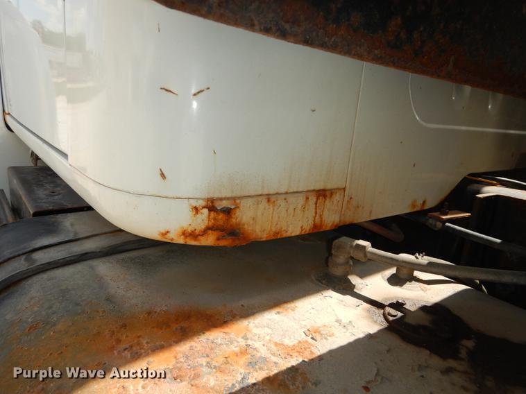 image for item DB8479 1996 International 4900 dump truck