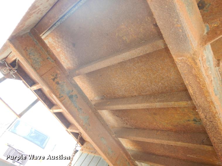 image for item DB8479 1996 International 4900 dump truck