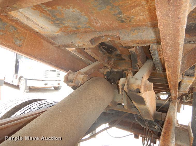 image for item DB8479 1996 International 4900 dump truck