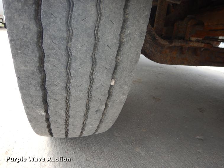 image for item DB8481 2002 Freightliner FL60 flatbed truck