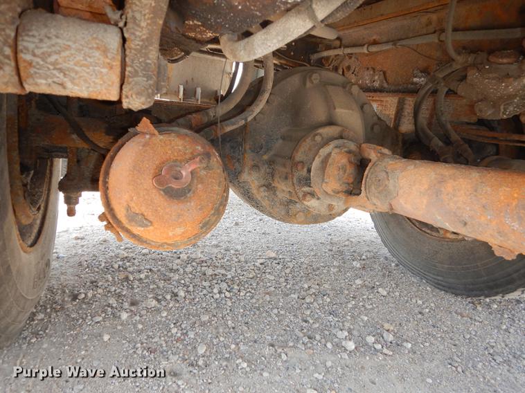 image for item DB8481 2002 Freightliner FL60 flatbed truck