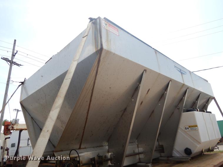 image for item DB8481 2002 Freightliner FL60 flatbed truck