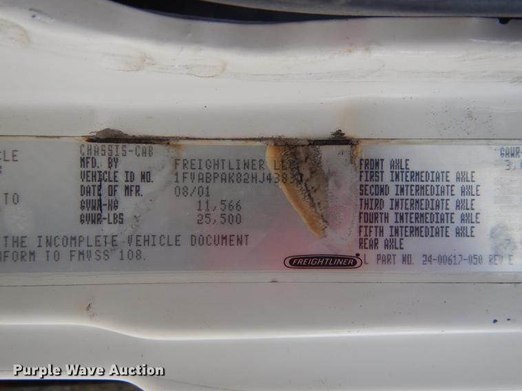 image for item DB8481 2002 Freightliner FL60 flatbed truck