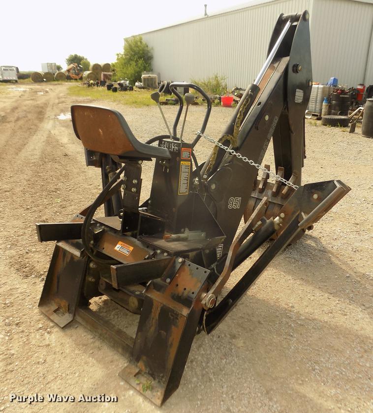 Great Bend 951 skid steer backhoe attachment in Kearney, NE Item DB8701 for sale Purple Wave