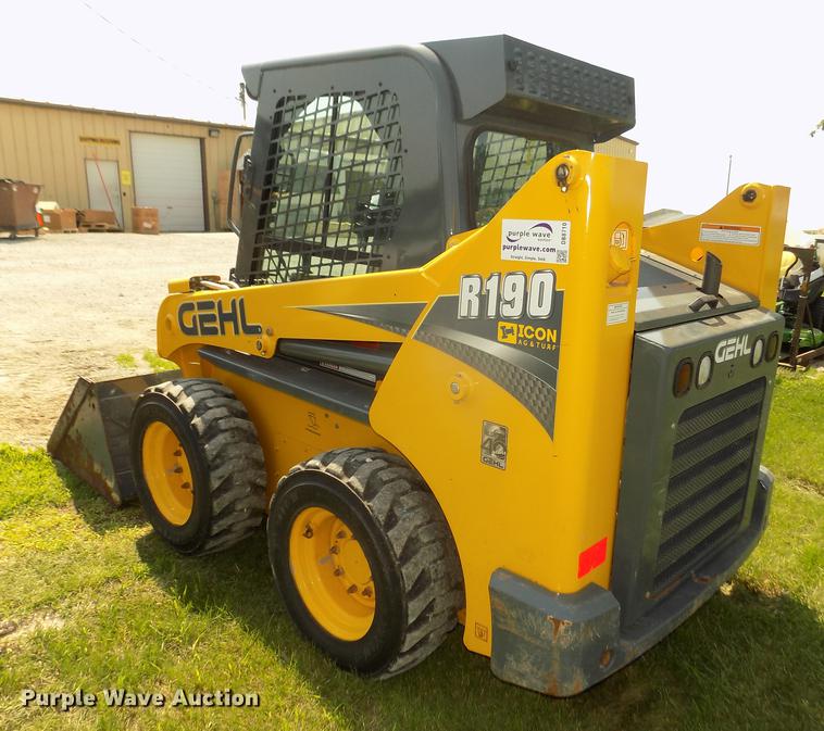 image for item DB8710 2014 Gehl R190 skid steer
