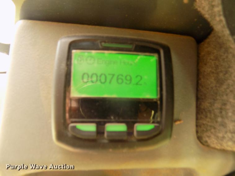 image for item DB8710 2014 Gehl R190 skid steer