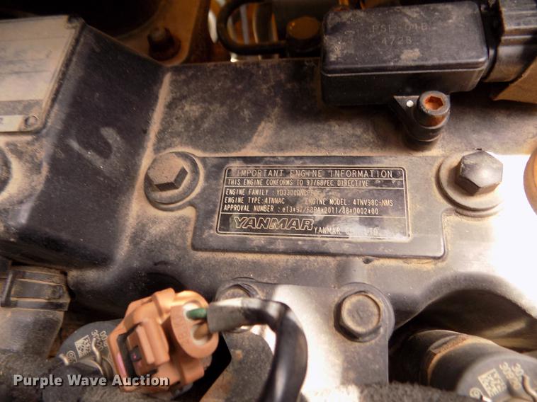 image for item DB8710 2014 Gehl R190 skid steer