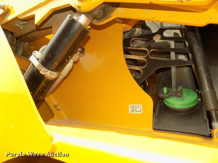 image for item DB8711 2012 Caterpillar 242B3 skid steer