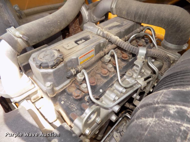 image for item DB8711 2012 Caterpillar 242B3 skid steer