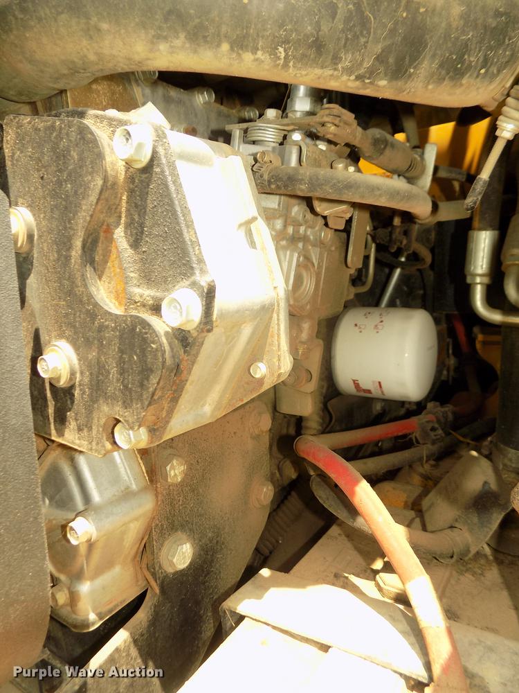 image for item DB8711 2012 Caterpillar 242B3 skid steer