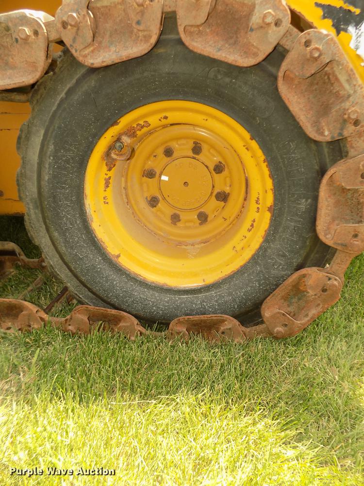 image for item DB8711 2012 Caterpillar 242B3 skid steer