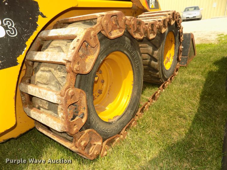 image for item DB8711 2012 Caterpillar 242B3 skid steer