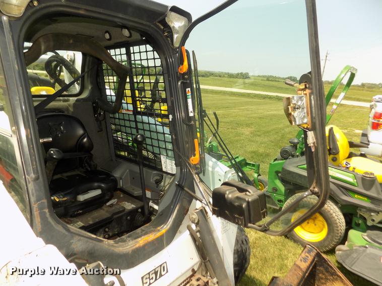 image for item DB8713 2016 Bobcat S570 skid steer