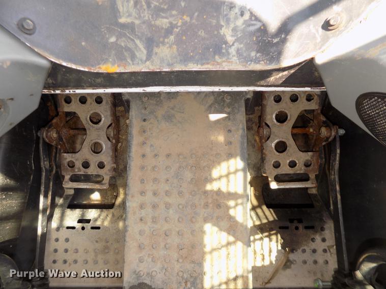 image for item DB8713 2016 Bobcat S570 skid steer