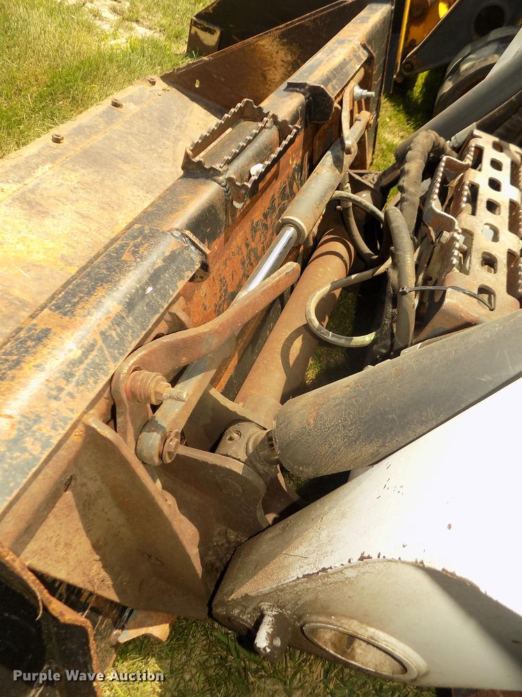 image for item DB8713 2016 Bobcat S570 skid steer