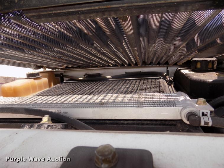 image for item DB8713 2016 Bobcat S570 skid steer