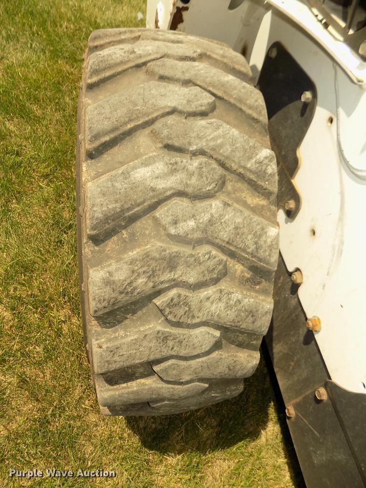 image for item DB8713 2016 Bobcat S570 skid steer