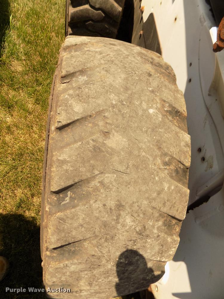 image for item DB8713 2016 Bobcat S570 skid steer