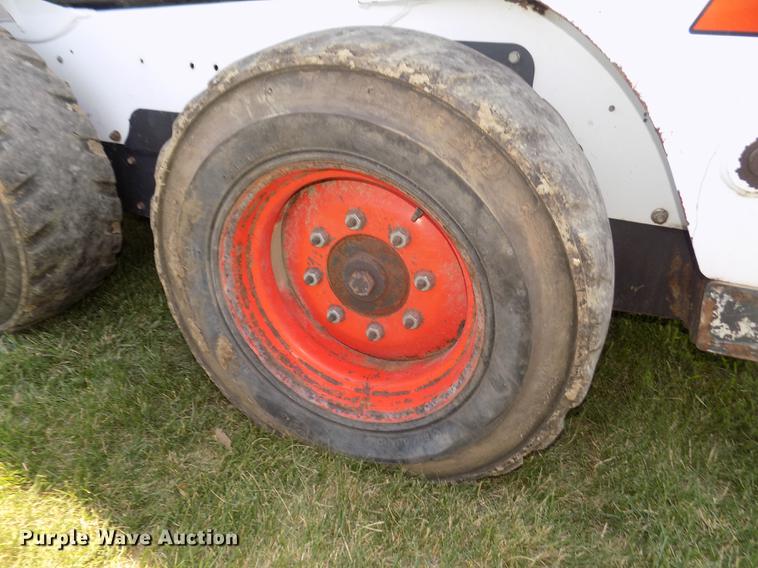 image for item DB8713 2016 Bobcat S570 skid steer