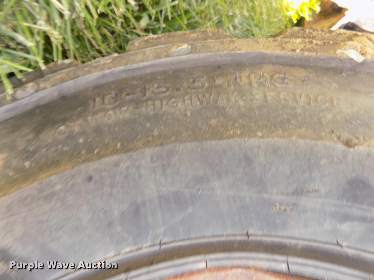 image for item DB8713 2016 Bobcat S570 skid steer