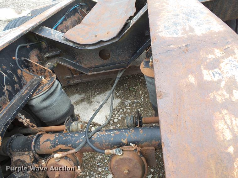 image for item DC4701 2001 Fontaine drop deck equipment trailer