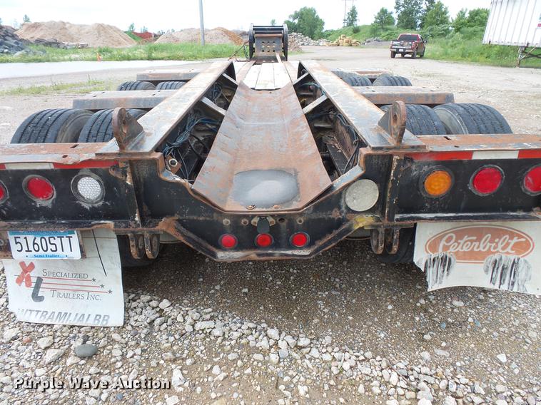 image for item DC4701 2001 Fontaine drop deck equipment trailer