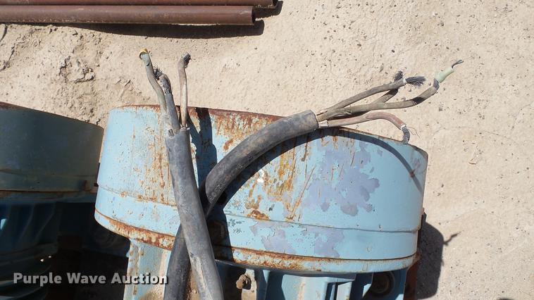 image for item DC5504 (2) Cleveland Vibrator Company RC-94-6-4 compactor