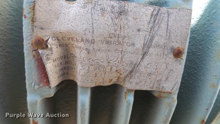 image for item DC5504 (2) Cleveland Vibrator Company RC-94-6-4 compactor