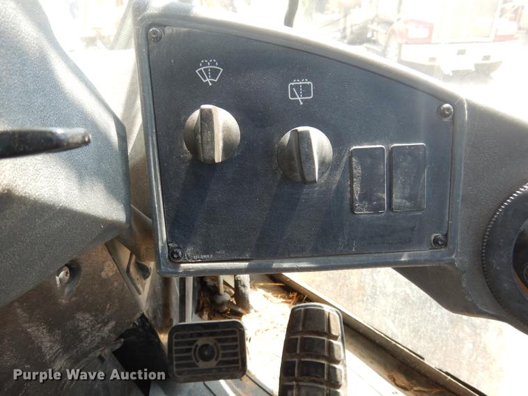 image for item DC5955 2012 Caterpillar 924H High Lift wheel loader