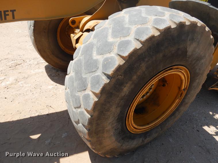 image for item DC5955 2012 Caterpillar 924H High Lift wheel loader