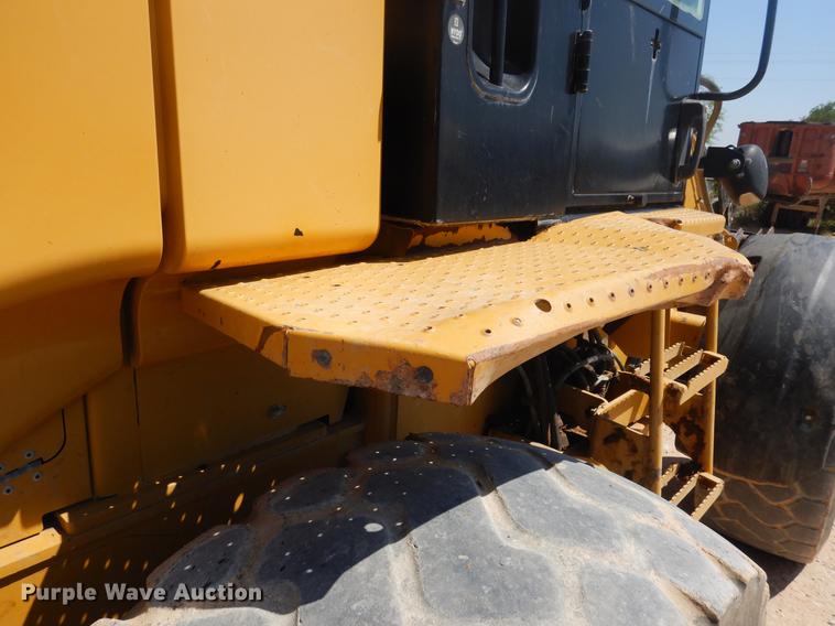 image for item DC5955 2012 Caterpillar 924H High Lift wheel loader