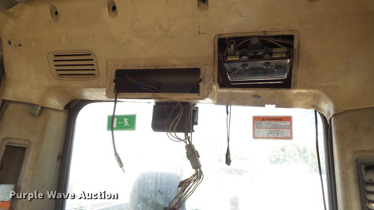 image for item DC6283 2000 Caterpillar 315B L excavator