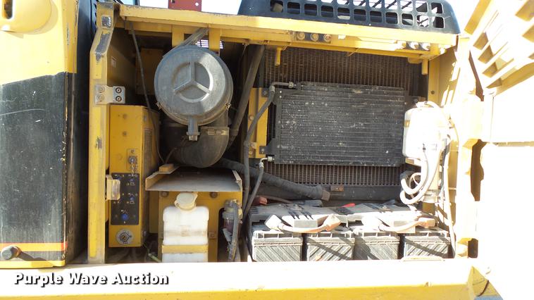 image for item DC6283 2000 Caterpillar 315B L excavator