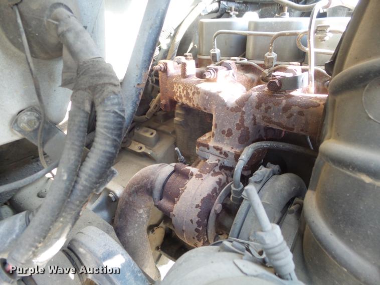 image for item DC7358 1995 Ford F800 service truck with crane