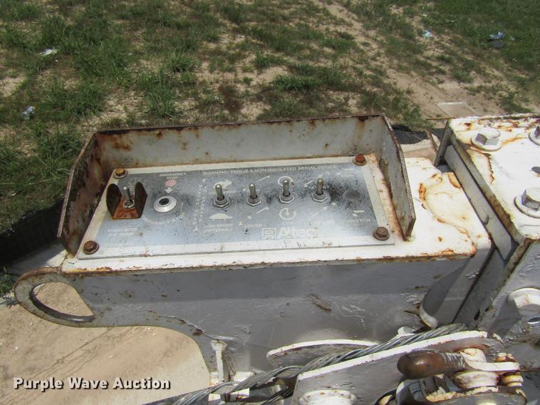 image for item DC7906 2006 Ford F450 XL Super Duty bucket truck