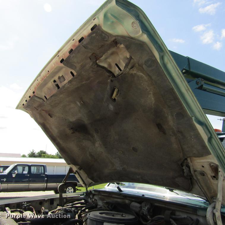 image for item DD2682 1989 Ford F450 Super Duty bucket truck