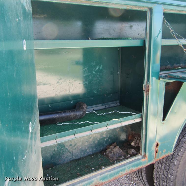 image for item DD2682 1989 Ford F450 Super Duty bucket truck