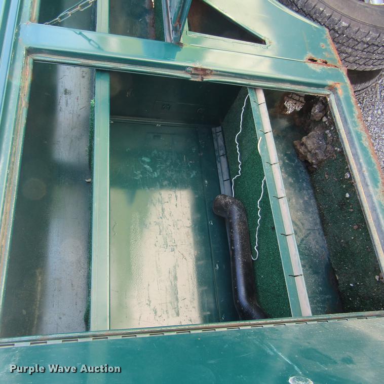 image for item DD2682 1989 Ford F450 Super Duty bucket truck