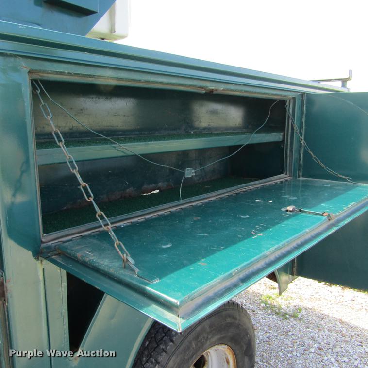 image for item DD2682 1989 Ford F450 Super Duty bucket truck