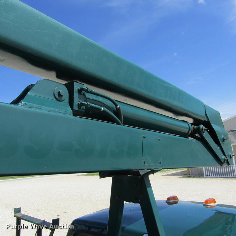 image for item DD2682 1989 Ford F450 Super Duty bucket truck