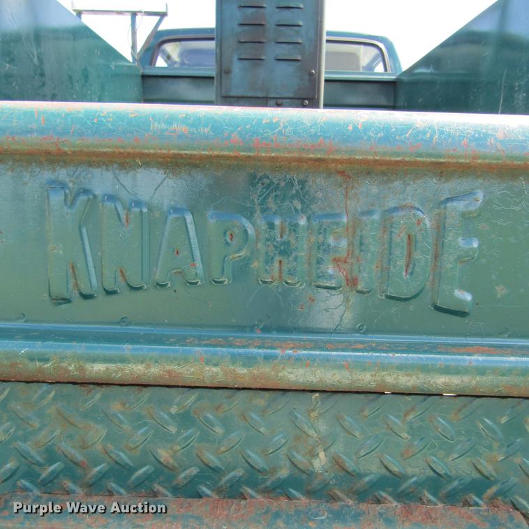 image for item DD2682 1989 Ford F450 Super Duty bucket truck